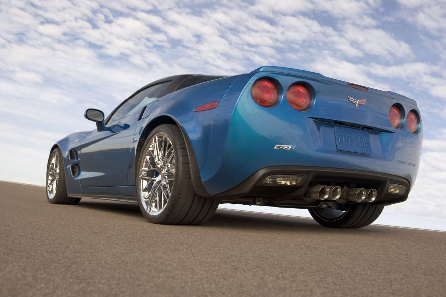  Chevrolet Corvette ZR1 2009 года  (фото 29 из 290)